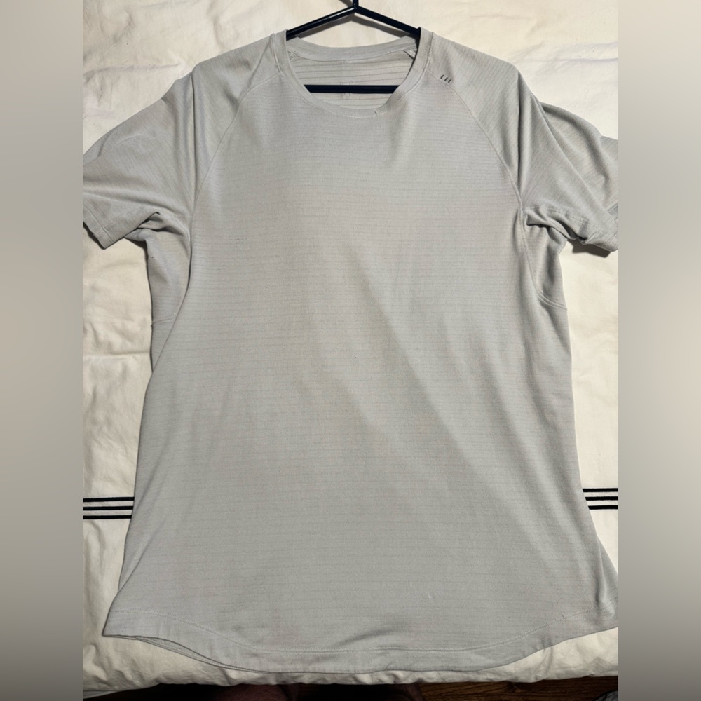 lululemon athletica Short Sleeve- license to train in Light Gray
